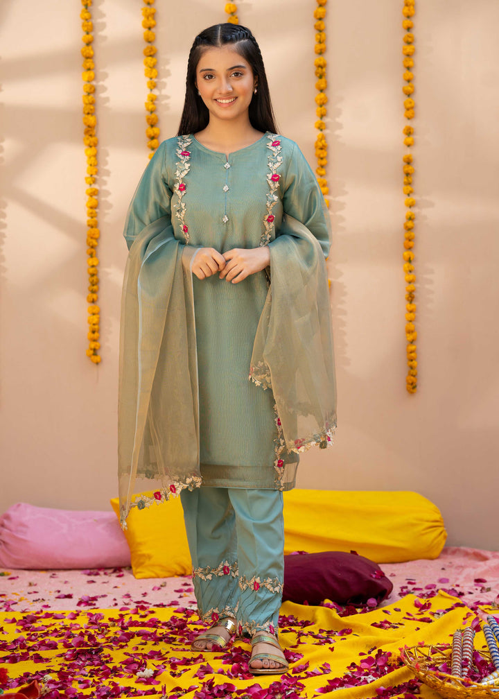 Girls Formal Shalwar Kameez