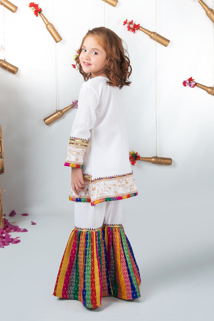 Mah e Noor - White - Modest Clothing