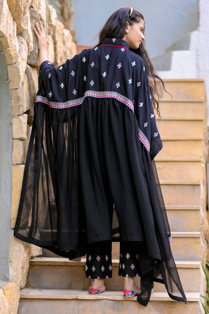 Black Rose - Poncho & Pants Modest Clothing