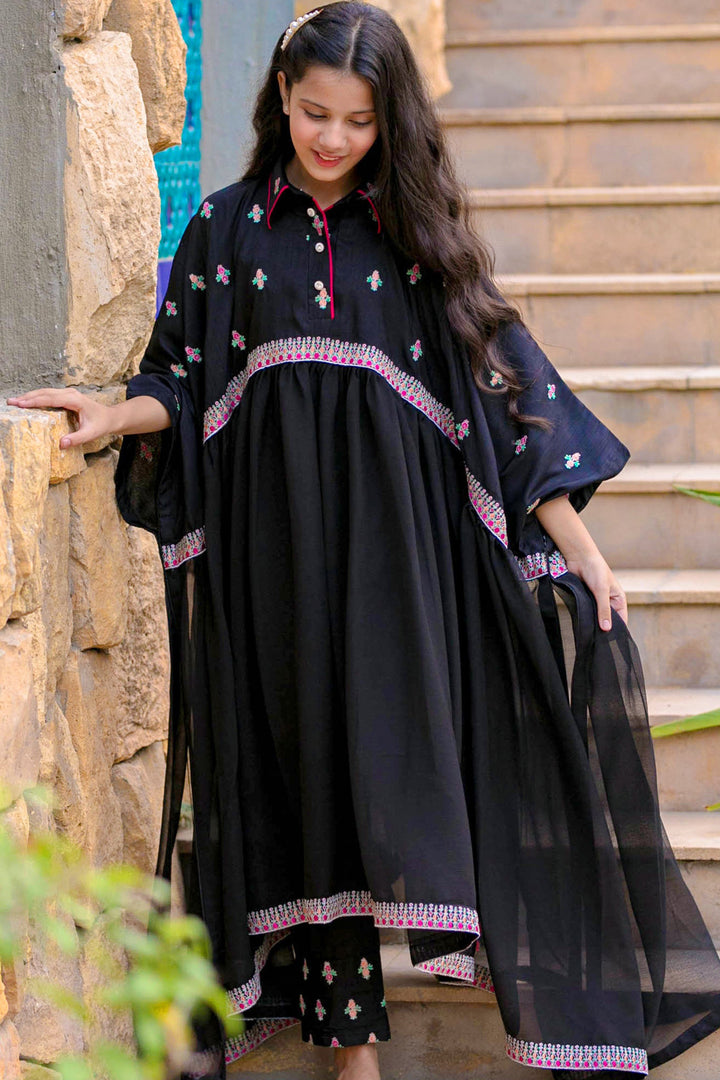 Black Rose - Poncho & Pants Modest Clothing